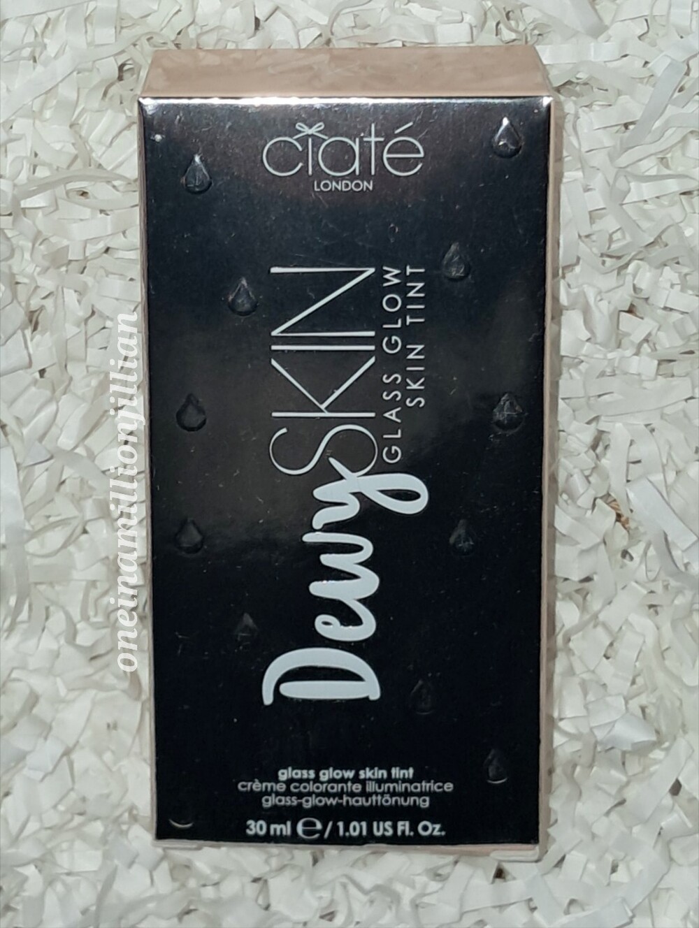 Ciate London Dewy Skin Glass Glow Skin Tint - 020